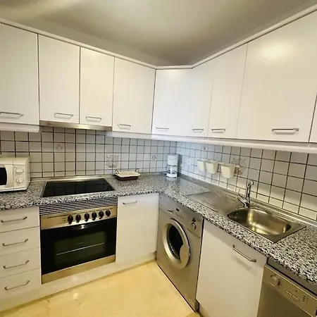 Flat In Matchroom Golf Pool Fuengirola