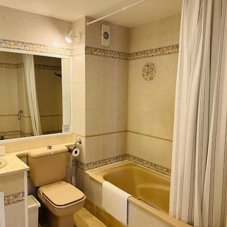 Flat In Matchroom Golf Pool * Fuengirola