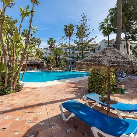 Flat In Matchroom Golf Pool Apartment Fuengirola